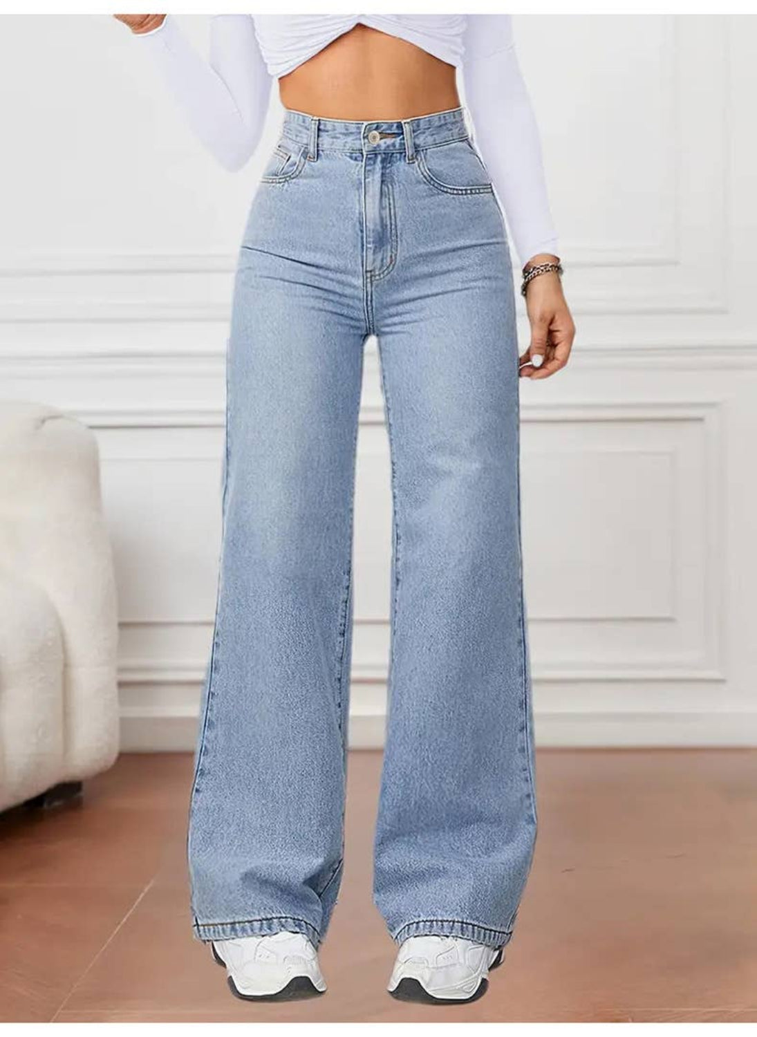 Stretch Loose Straight-Leg Jeans